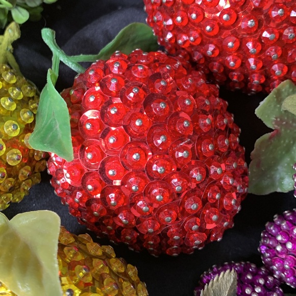 Set of 15 vintage sequin beaded pushpin fruits - Picture 7 of 11